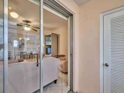 2804 Crosley Drive E, West Palm Beach, FL 33415