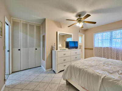 2804 Crosley Drive E, West Palm Beach, FL 33415