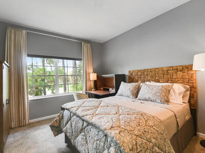 206 Ryder Cup Circle S, Palm Beach Gardens, FL 33418