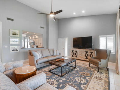 206 Ryder Cup Circle S, Palm Beach Gardens, FL 33418