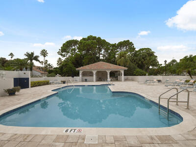 206 Ryder Cup Circle S, Palm Beach Gardens, FL 33418