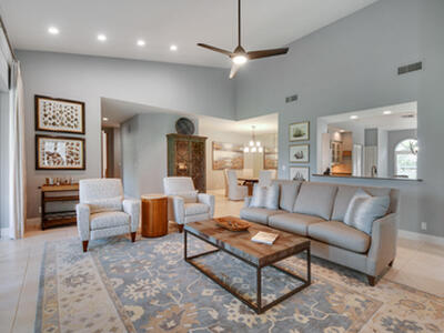 206 Ryder Cup Circle S, Palm Beach Gardens, FL 33418