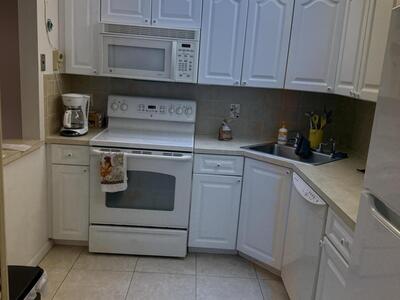 133 Lake Pine Circle, Greenacres, FL 33463