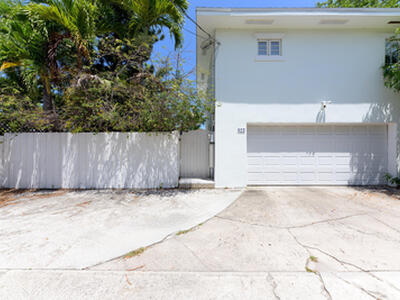 123 N Palmway Drive, Lake Worth Beach, FL 33460