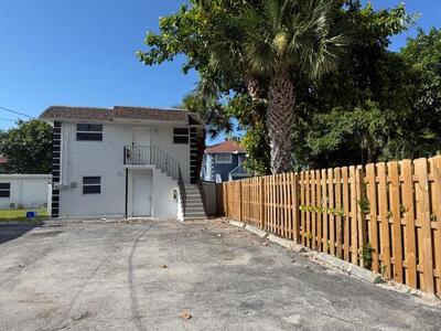 302 N Tamarind Avenue, West Palm Beach, FL 33401