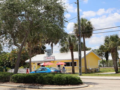 4980 SE Railway Avenue, Stuart, FL 34997