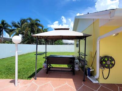 1283 Larch Way, Wellington, FL 33414