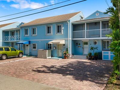 716 Rider Road, Boynton Beach, FL 33435