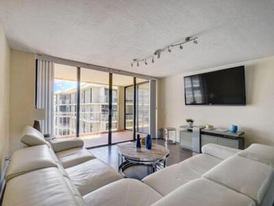 3200 S Ocean Boulevard, D501, Palm Beach, FL 33480