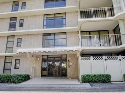 3200 S Ocean Boulevard, D501, Palm Beach, FL 33480