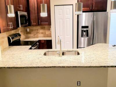 5032 SE Mariner Garden Cir, Stuart, FL 34997