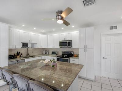 220 SE 2nd Avenue, Pompano Beach, FL 33060