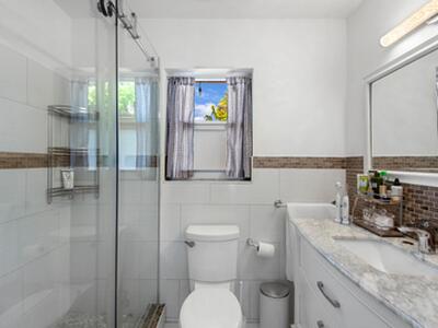 220 SE 2nd Avenue, Pompano Beach, FL 33060