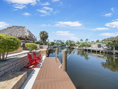 220 SE 2nd Avenue, Pompano Beach, FL 33060