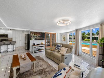 220 SE 2nd Avenue, Pompano Beach, FL 33060