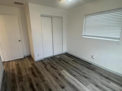 555 W 6th Street, Riviera Beach, FL 33404