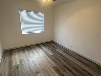 555 W 6th Street, Riviera Beach, FL 33404