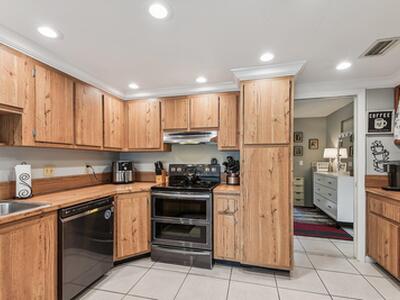 11063 Oakdale Road, Boynton Beach, FL 33437