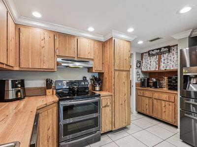 11063 Oakdale Road, Boynton Beach, FL 33437