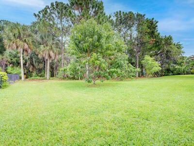 1282 Pebble Ridge Lane, West Palm Beach, FL 33411