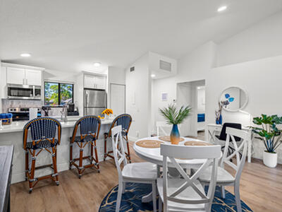 615 Club Drive, Palm Beach Gardens, FL 33418