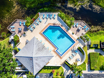 615 Club Drive, Palm Beach Gardens, FL 33418