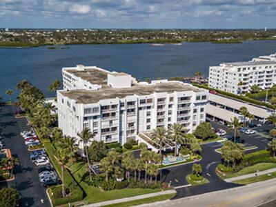 2860 S Ocean Boulevard, Palm Beach, FL 33480