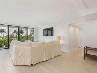 2860 S Ocean Boulevard, Palm Beach, FL 33480