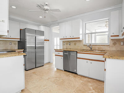 1011 W Siena Oaks Circle, Palm Beach Gardens, FL 33410