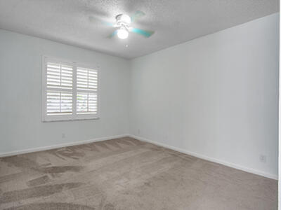 1011 W Siena Oaks Circle, Palm Beach Gardens, FL 33410