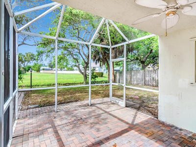 1011 W Siena Oaks Circle, Palm Beach Gardens, FL 33410