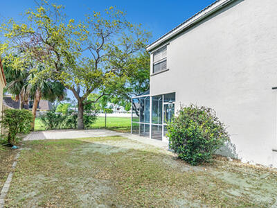 1011 W Siena Oaks Circle, Palm Beach Gardens, FL 33410