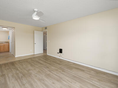 950 S Kanner Highway, Stuart, FL 34994