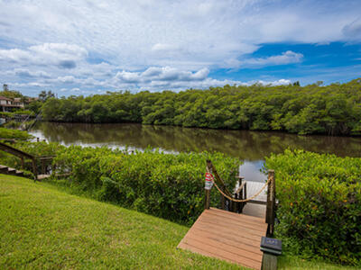 950 S Kanner Highway, Stuart, FL 34994