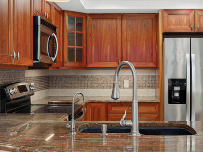 950 S Kanner Highway, Stuart, FL 34994