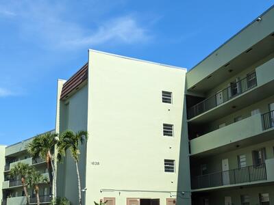 1638 Embassy Drive, West Palm Beach, FL 33401