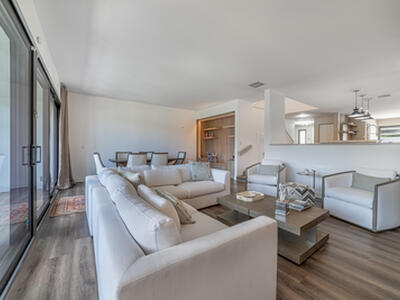 2451 Presidential Way, West Palm Beach, FL 33401