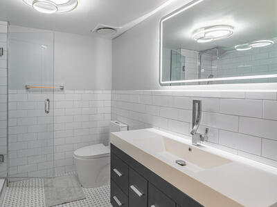 2451 Presidential Way, West Palm Beach, FL 33401