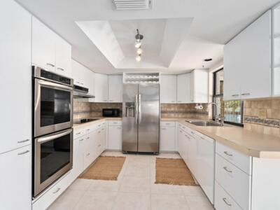 130 Queen Catherina Court, Fort Pierce, FL 34949