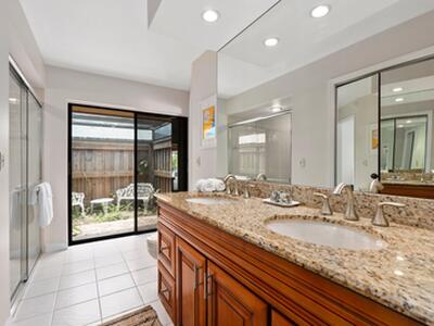 130 Queen Catherina Court, Fort Pierce, FL 34949