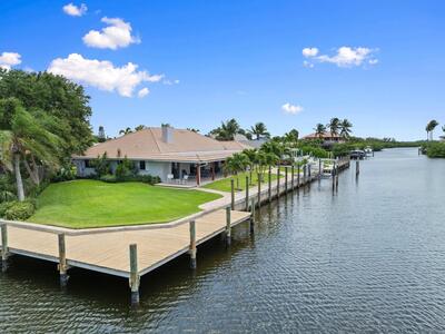 130 Queen Catherina Court, Fort Pierce, FL 34949