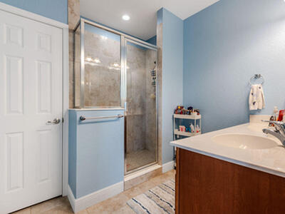 941 NE Trailside Run, Port Saint Lucie, FL 34983