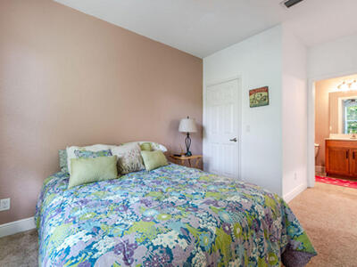 941 NE Trailside Run, Port Saint Lucie, FL 34983