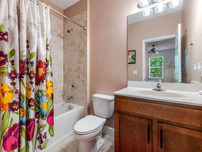 941 NE Trailside Run, Port Saint Lucie, FL 34983