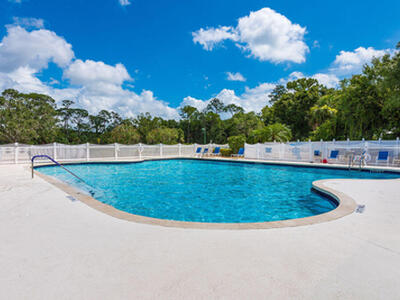 941 NE Trailside Run, Port Saint Lucie, FL 34983