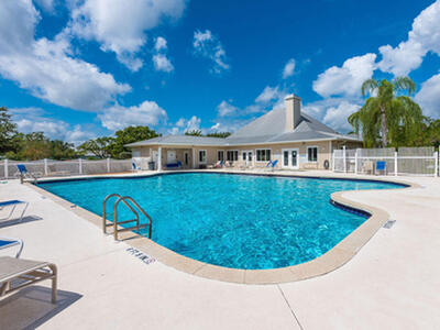 941 NE Trailside Run, Port Saint Lucie, FL 34983