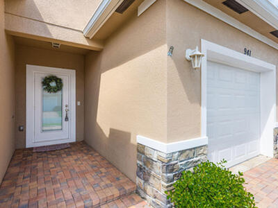 941 NE Trailside Run, Port Saint Lucie, FL 34983