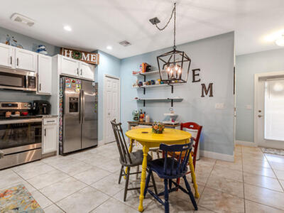 941 NE Trailside Run, Port Saint Lucie, FL 34983