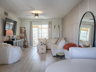 2615 NE 1st Court, Boynton Beach, FL 33435