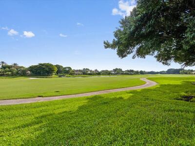 2514 Players Court, Wellington, FL 33414